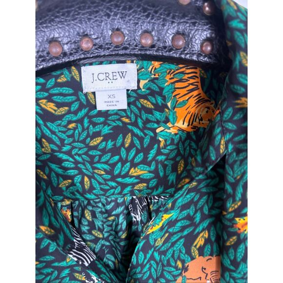 J.Crew Factory Long-sleeve Bow Top in Green Tie Neck Safari Button-up size XS - Picture 5 of 5